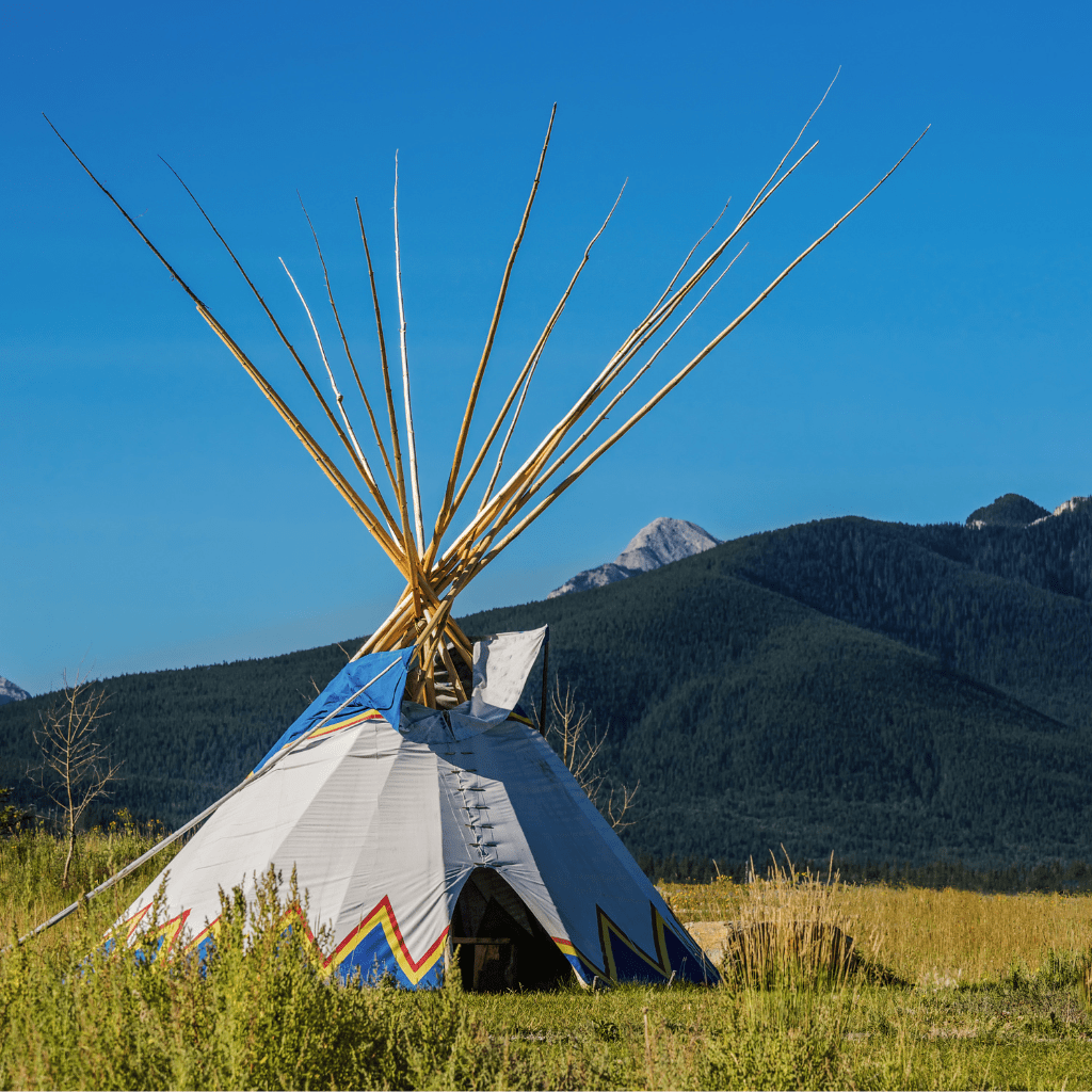 Saamis Tepee